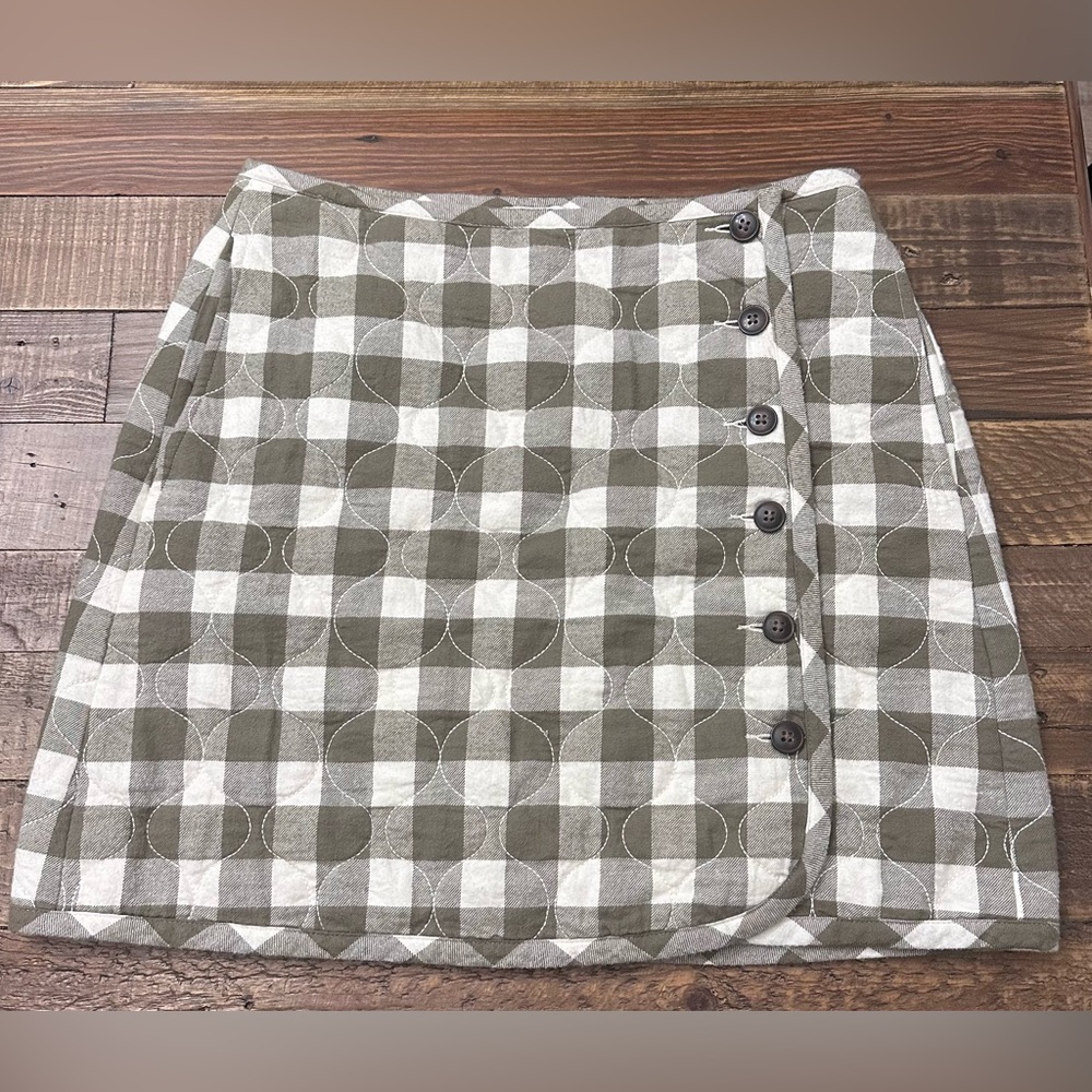 Green plaid mini skirt